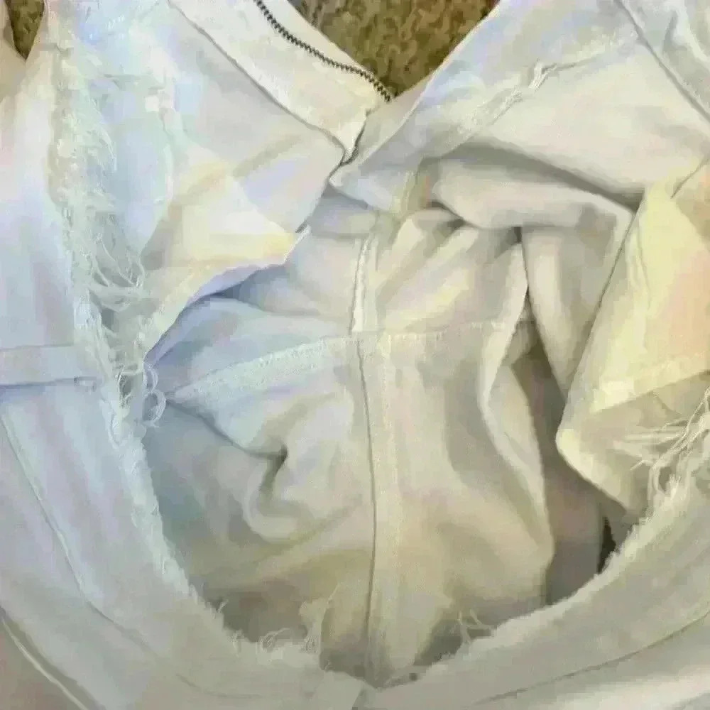 Altar’d State White Jeans Distressed at Waist, Knees and Ankles. Women’s Size 29 - Picture 10 of 15